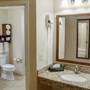 Queen Suite